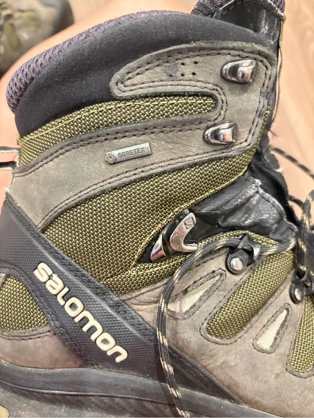 Salomon goretex men's Hiking Boots